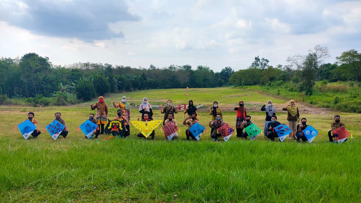 Sisa Kemarin Tim P3MD Balangan Kalsel
<a href="/jokowi/">Joko Widodo</a> 
<a href="/halimiskandarnu/">ABDUL HALIM ISKANDAR</a> 
<a href="/malik_haramain/">malikharamain</a>
<a href="/imansyukri/">Iman Sukri</a>
<a href="/taufikmadjid71/">IG : taufik.madjid</a>
@fachrilabalado 
<a href="/azzameldzikrie/">#SantriIndonesia</a> 
<a href="/tppkemendes/">TPP KEMENDES</a>