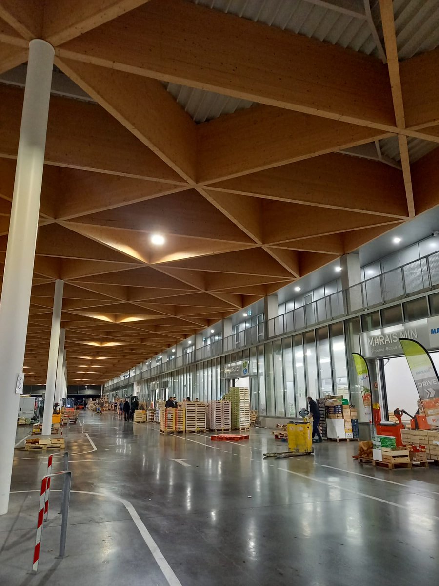 RDV de bon matin au <a href="/MinNantes/">MIN Nantes Métropole</a> à la croisée des producteurs et des restaurateurs ! minnantes.com/fete-du-local-…
#MIN #Nantes #Muscadet