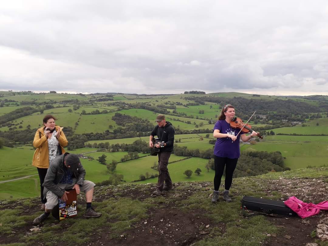 1/ So looking forward to the  @WSO_Notts online extravaganza tomorrow! Excl vids from 5pm made by  @OurmateJohn;  @bainy2's  @bluevultureband;  @LytishaT & the Poetry Aloud Presents collective; & amazing footage of Northern Monkeys "Jam on Top" Peak District hike & gig! #WSO2020