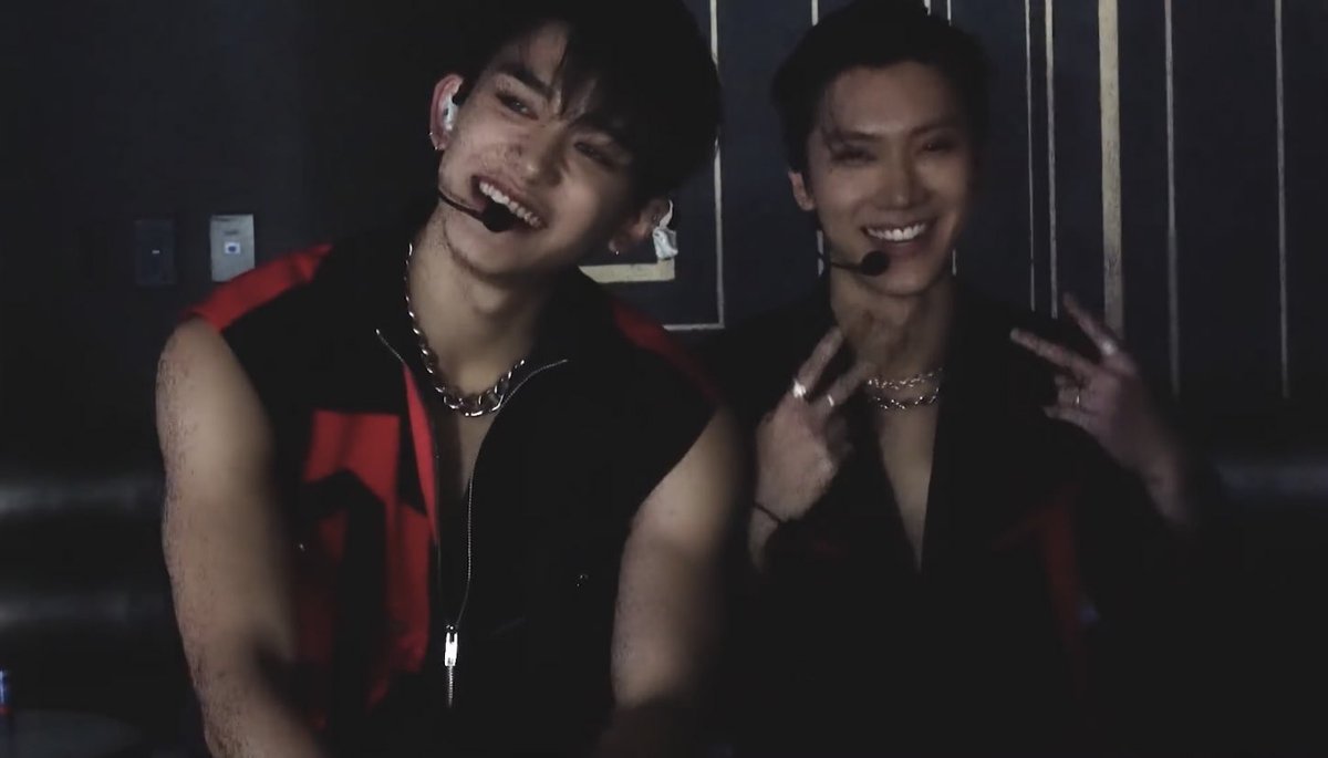 ttensite's tweet photo. happy ten and wayv >>> https://t.co/ItaVdhnvOH