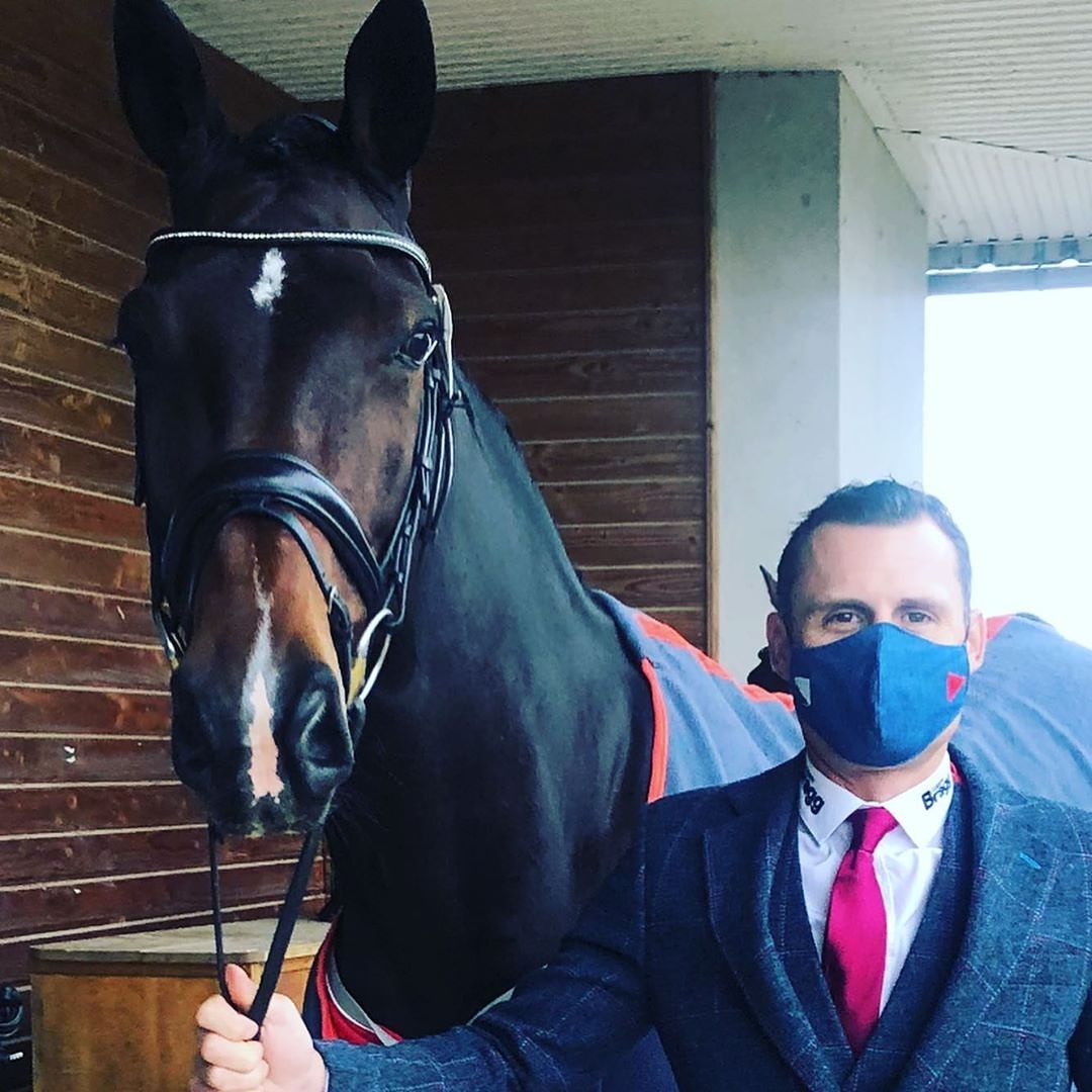 Better4Hooves tweet media