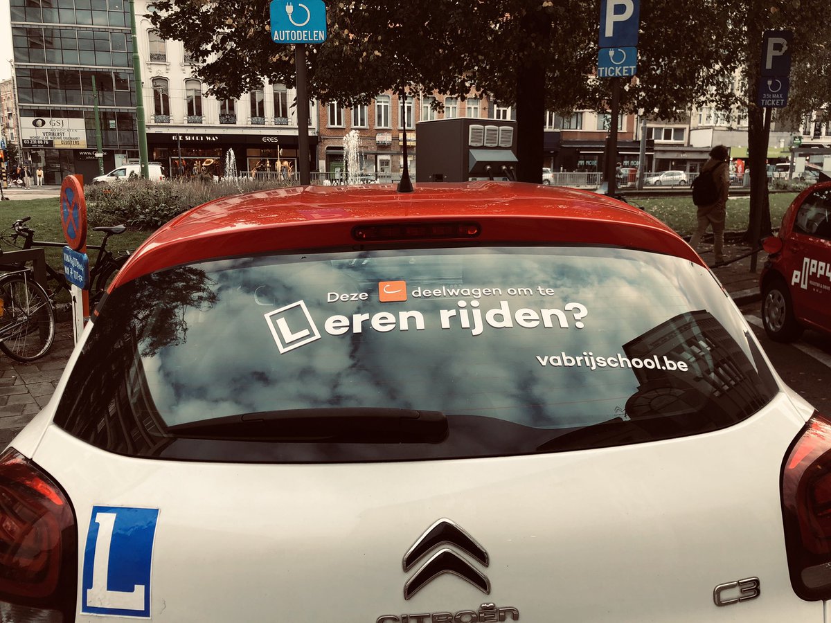 Leren rijden? Misschien eerder leren parkeren. #cambio