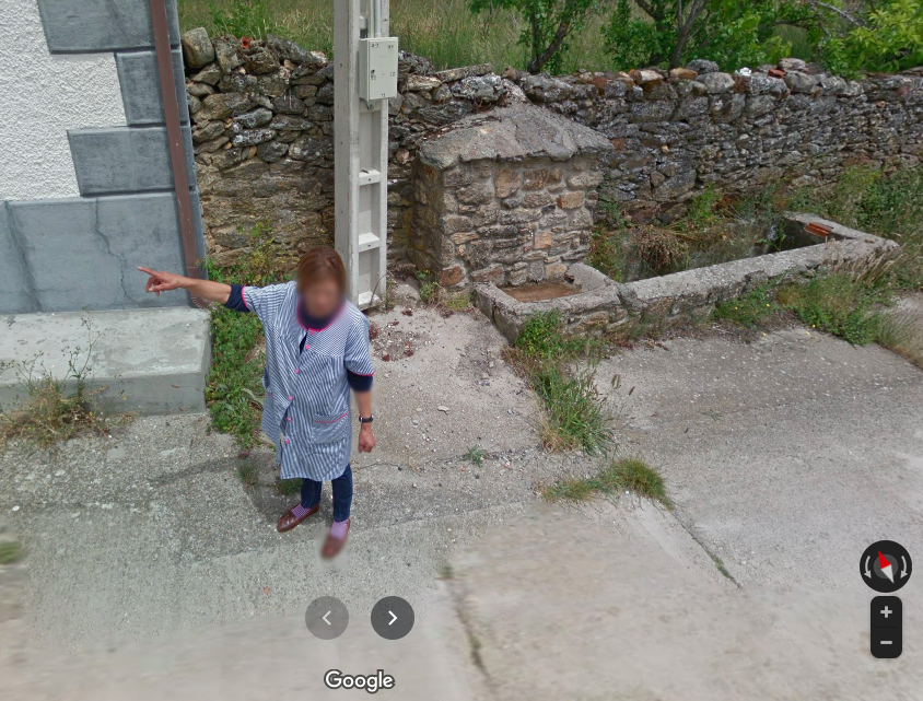 Mucho Maps y Street View pero hasta el señor de Google recurre a un lugareño cuando se pierde. Siendo la escena en un pueblo de #Zamora seguramente se quedó sin cobertura... 😐