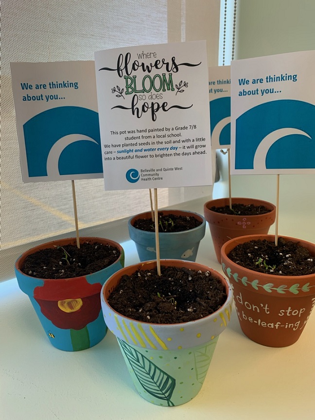Belleville & Quinte West CHC (@bqwchc) on Twitter photo Providing hope during #COVID19, local Grade 7/8 classes painted 100 clay pots for our Seeds of Hope project. Staff planted marigold seeds & took them to clients’ homes with care instructions & our Social Worker's Mental Wellness Tip Sheet. #PowerInCommunity #CHWW2020 <a href="/AllianceON/">Alliance for Healthier Communities</a> Providing hope during #COVID19, local Grade 7/8 classes painted 100 clay pots for our Seeds of Hope project. Staff planted marigold seeds & took them to clients’ homes with care instructions & our Social Worker's Mental Wellness Tip Sheet. #PowerInCommunity #CHWW2020 <a href="/AllianceON/">Alliance for Healthier Communities</a>
