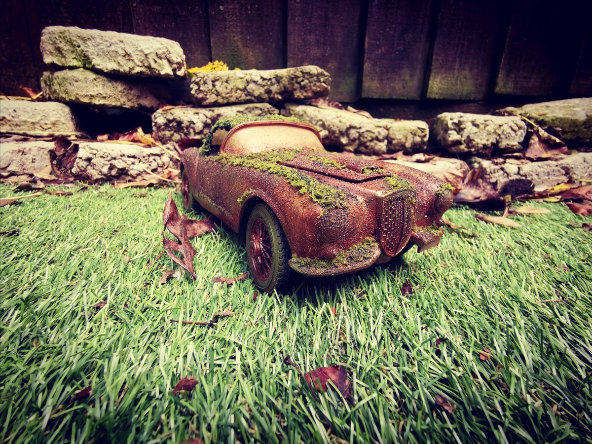 RustNDustUK's tweet photo. Lancia Aurelia barn find now for sale on eBay: https://t.co/awh97CMS4B
#Lancia #LanciaAurelia #BarnFind #Diecast #Diorama #RustNdust https://t.co/XUMVAO30qi