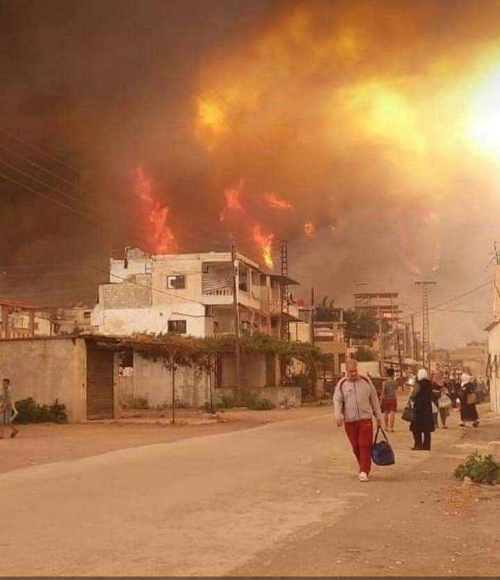 civilians are escaping home in Em el-Tiyour #Syria  #WildFires  #WildFires2020