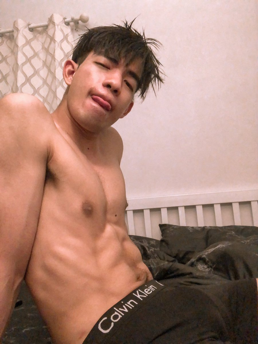 𝑷𝑩 tweet media