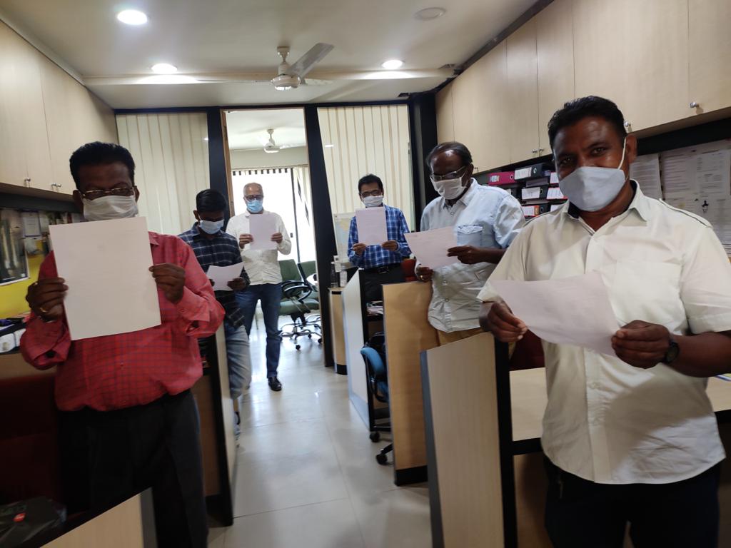 <a href="/VRandhirsingh/">Vaghela Randhirsingh</a> Gujarat Chapter chairman of <a href="/iato_india/">The Indian Association of Tour Operators</a> &amp; MD <a href="/GarhatoursAmd/">Garhatours</a> administering Pledge on Jan Andolan Campaign on COVID to his employees. <a href="/incredibleindia/">Incredible!ndia</a> <a href="/tourismgoi/">Ministry of Tourism</a> #Unite2FightCorona