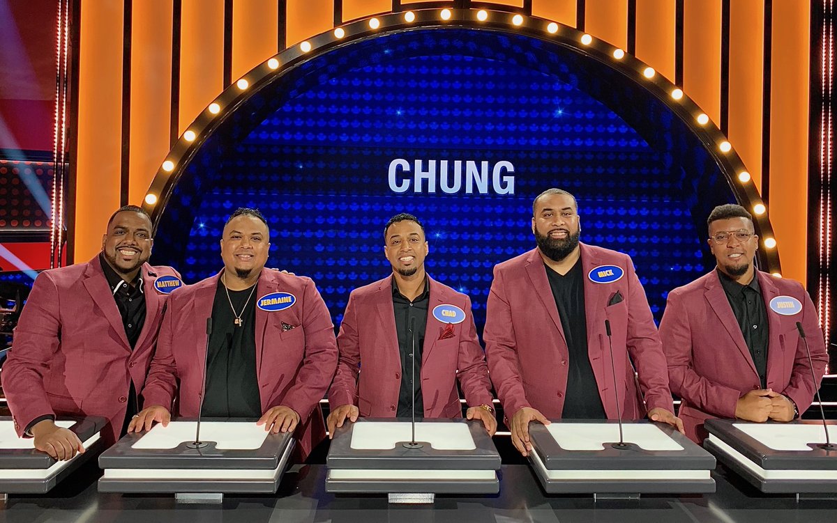 CBC_Publicity's tweet photo. Meet the Canadian families competing on the new season of @FamilyFeudCa - premiering this Thanksgiving Monday at 7:30 (8 NT) & airing 4 nights/week with host @gerrydee on @CBC and @cbcgem. Read More: https://t.co/v9XGgZee67 https://t.co/Xh4ylq0dQx