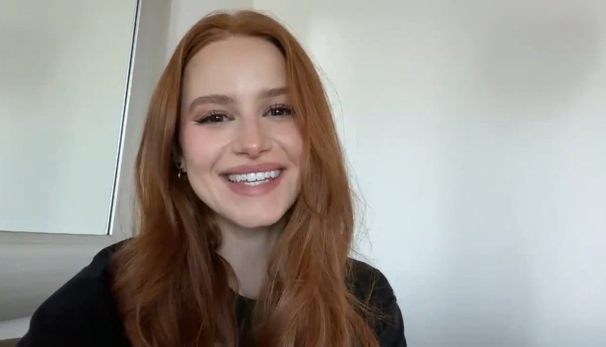 fufnstyles's tweet photo. SHE IS SO PRETTY I'M GOING TO CRY 🥺 https://t.co/dKD7OJ6j76