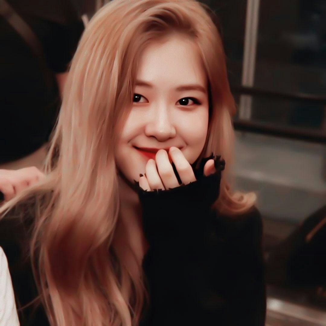 hai gua grizelle matcha jeovanca, acha 4short

mutualan? rt aja ya ka
fambast? dm
────────  ✰ೃ

#roleplaykpop #roleplayerindo #roleplayerindonesia #roleplayer #rpwindonesia #rpwindo #rpwkpop #rpw pic.x.com/Tf8LPf9cEH