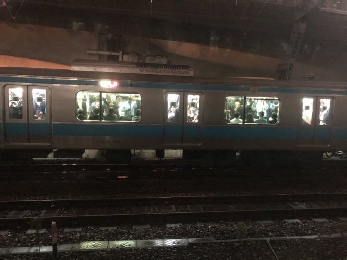 人身事故 京浜東北線 日暮里駅で人身事故の模様です 遅延 運転見合わせにご注意ください Matomehub まとめハブ