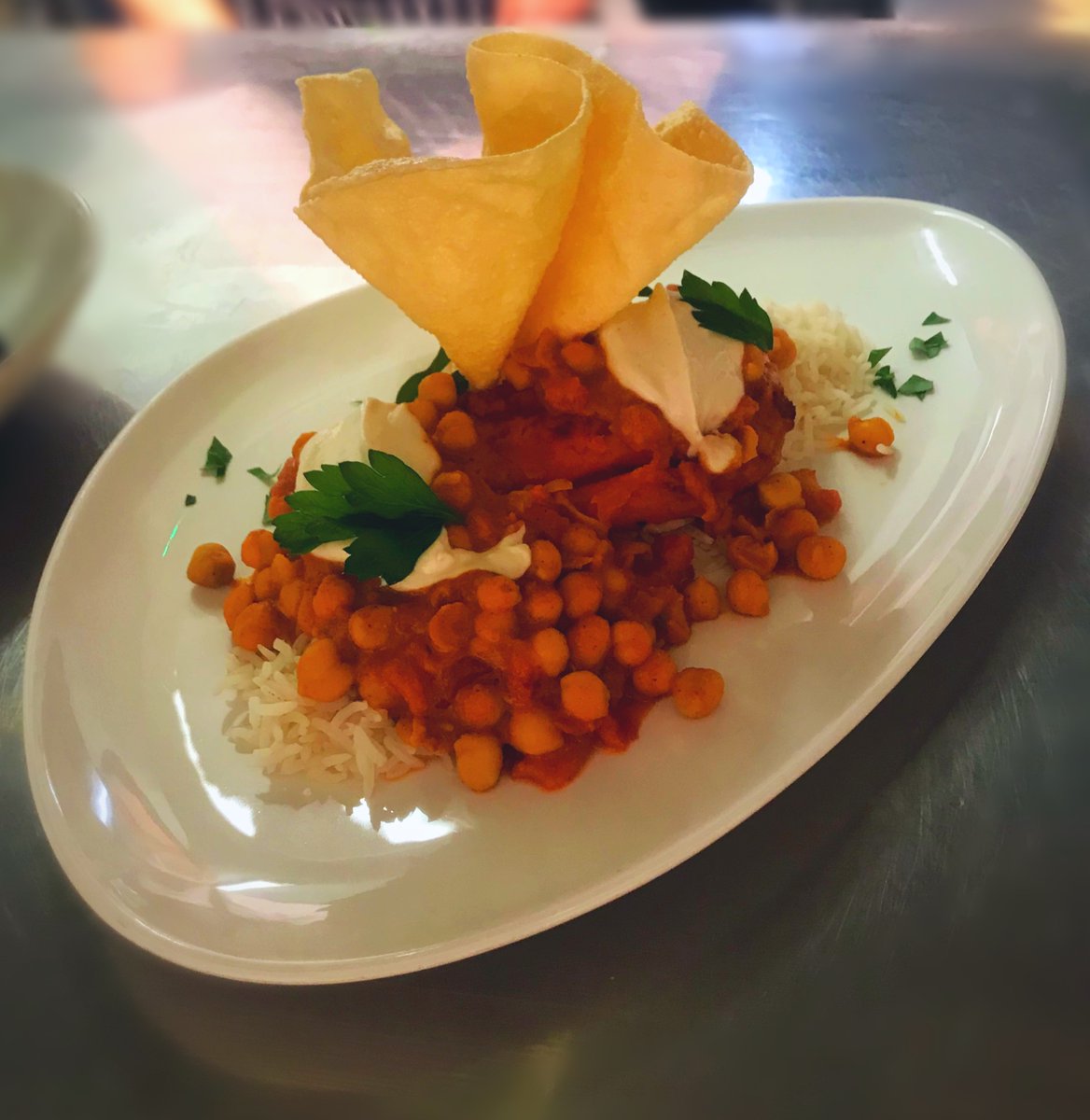 New dish warning! Delicious chickpea curry, perfect to warm you up in this very cold days. Also, don’t forget you have a date with us today, FizzFriday starts at 5PM. 🍾🥂#Penarth #ValeOfGlamorgan