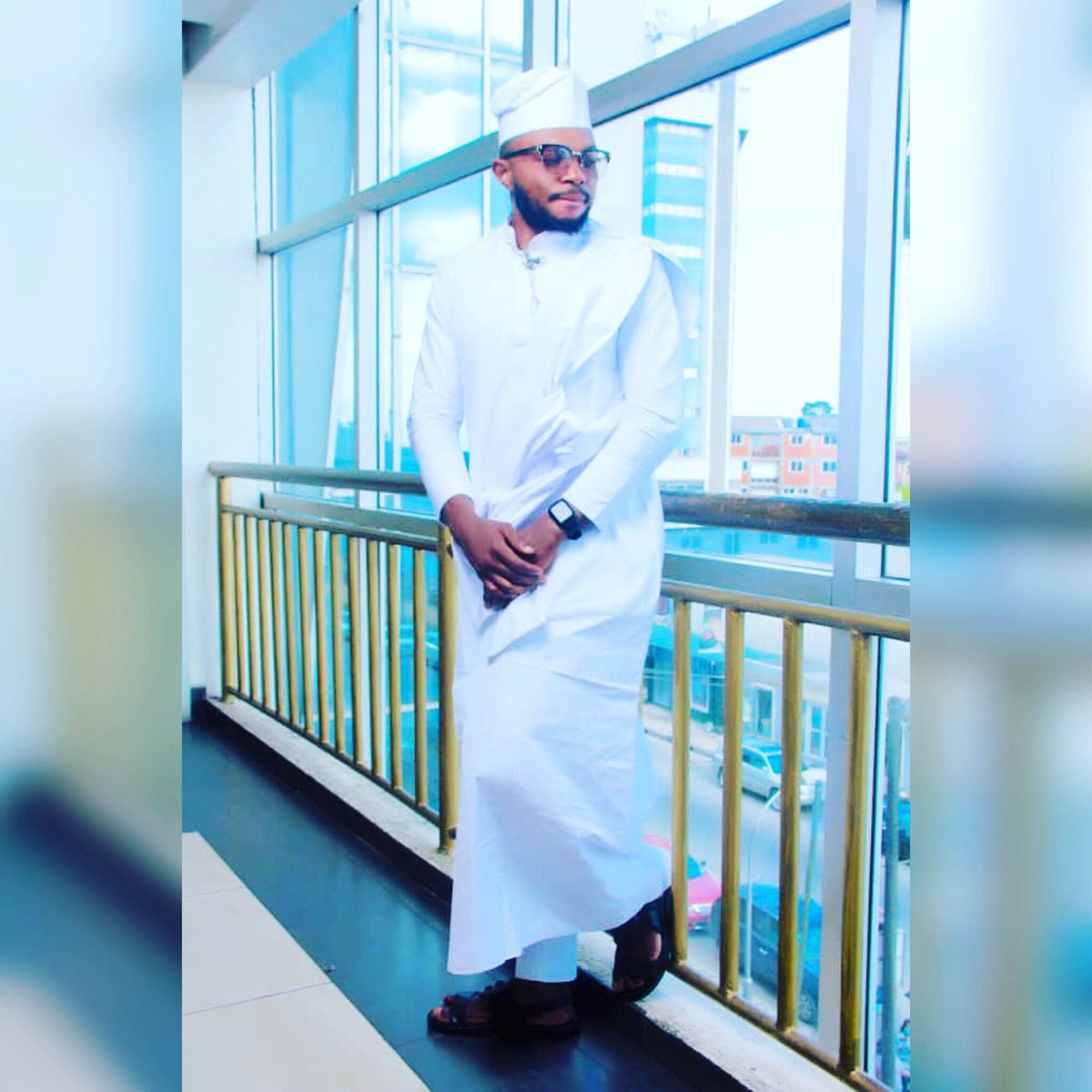 christodoings's tweet photo. Pure and sanctify..
@_luxuryfashionistas
#fashionlife #classicstyles #chrismariocode #chrismarioipeh #stylelife #fashiondoings #lagosmodel #vibesmood #happyman #obuduboy #stylelife https://t.co/l1EyiLgEz5
