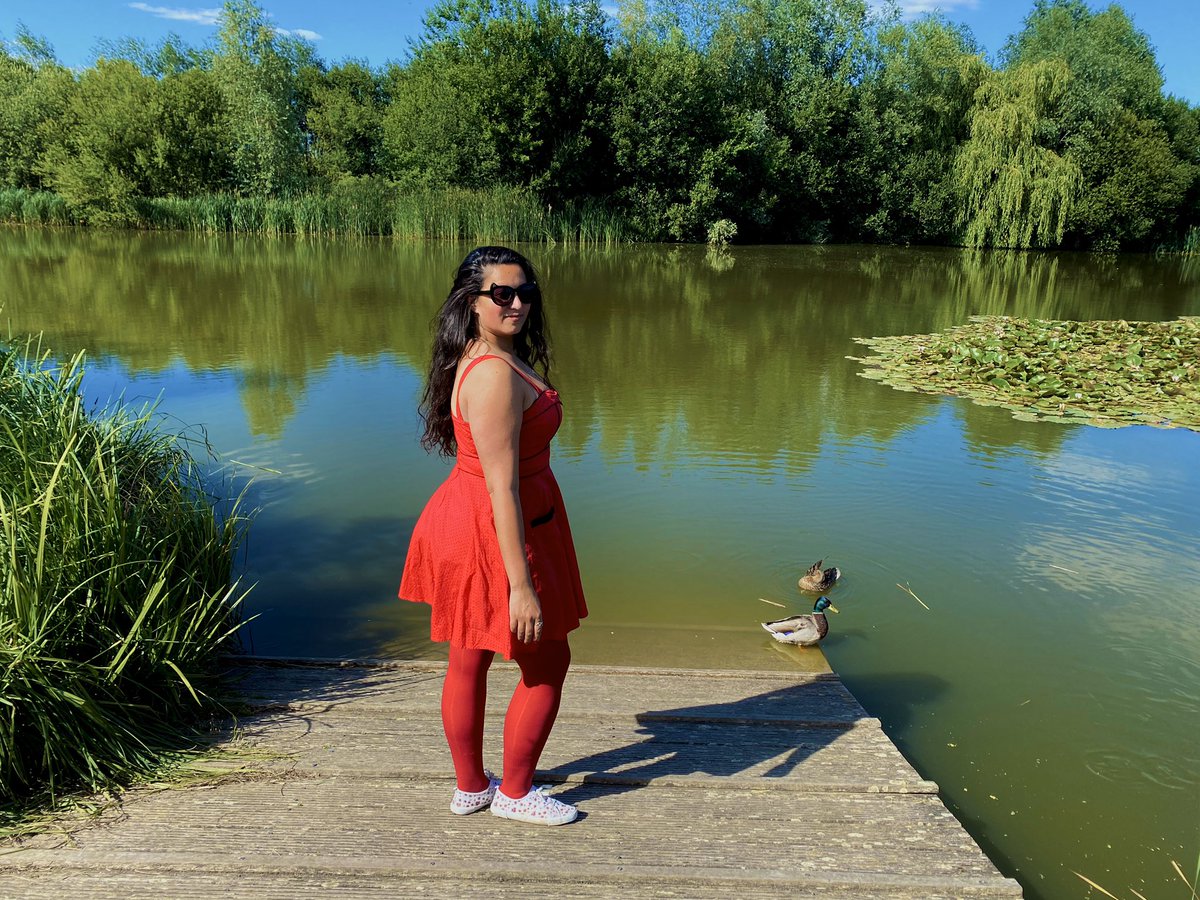 Day 9 of 31 of my « a dress a day keeps the blues away  » : Vanity Mini Dress in Red by  @HellBunny !