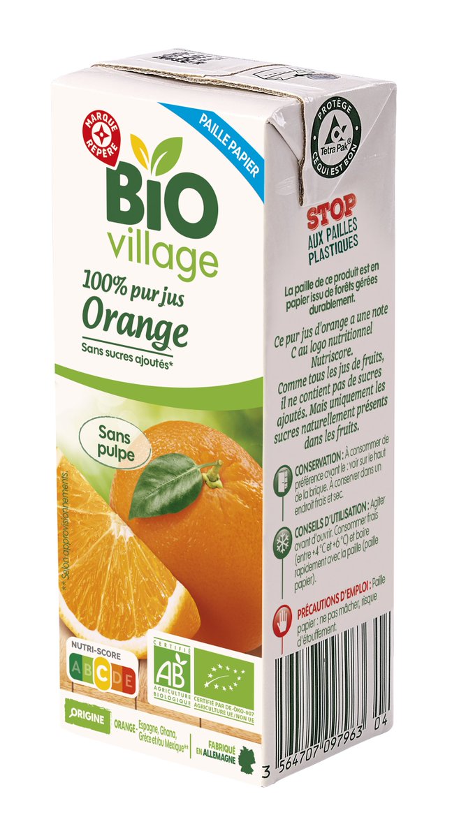 Pour ses purs jus Bio Village de Marque Repère, E.Leclerc bascule ses pailles en version papier issues de forêts gérées durablement et fabriquées en France soit une économie de +8 millions de pailles plastiques par an et près de 2,5 tonnes de plastique en moins.