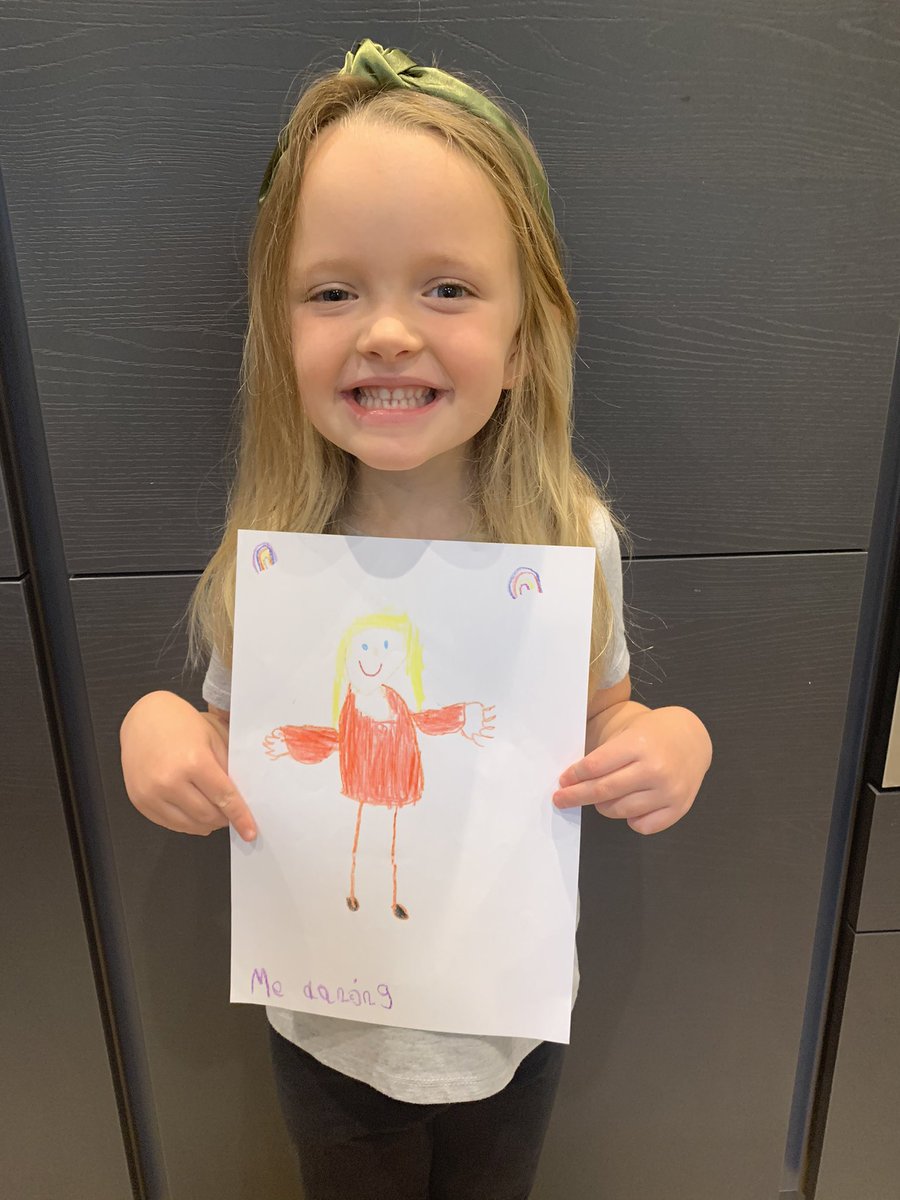 RDLouise tweet media