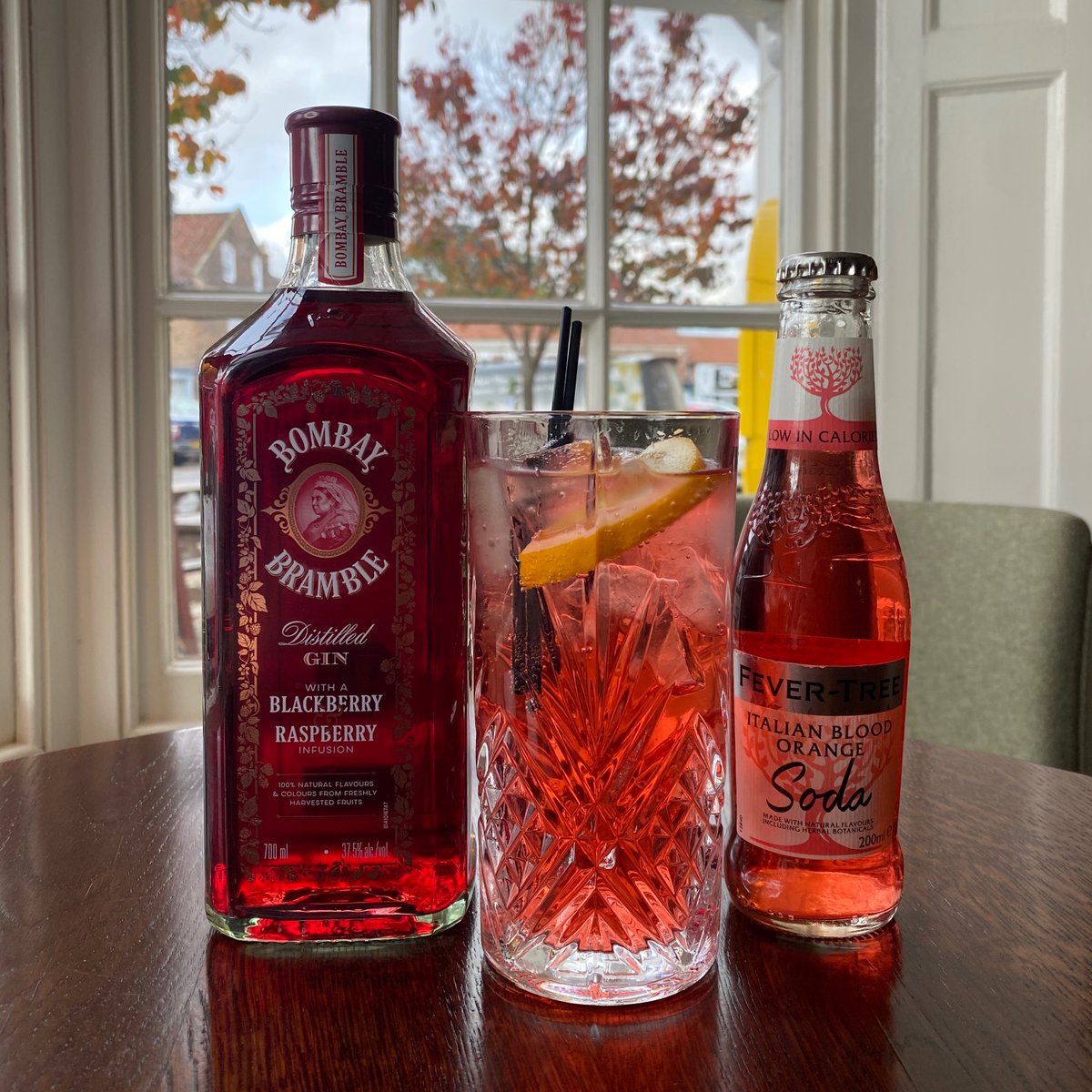 EasingwoldHotel's tweet photo. Come and enjoy our new fall themed Gin &amp; Mixer! 🍸🍹 

Bombay Bramble’s Blackberry and Raspberry infused Gin can be paired with our new Blood Orange Soda from Fever Tree... 🤤 
Or Come and try some new combinations! https://t.co/XNKkzWjDDa