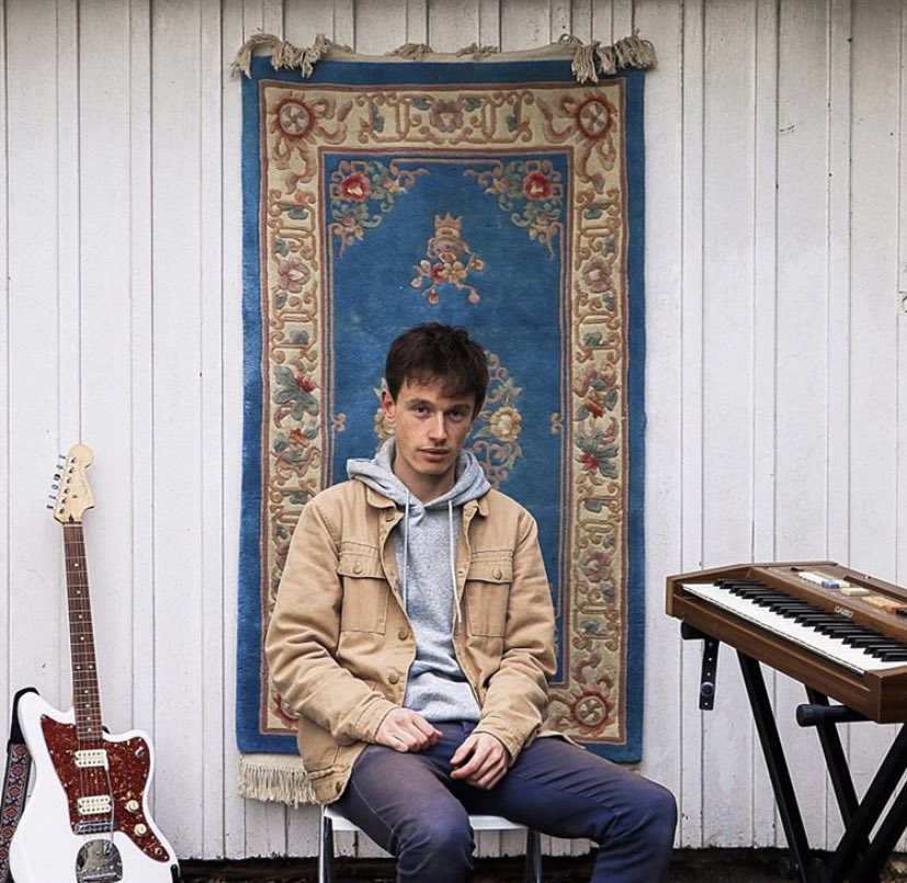 roxy_costello's tweet photo. HELP THE ARTS 🙌🏼 PLEASE CHECK OUT MY AMAZINGLY TALENTED BROTHER’S NEW EP CREATED IN LOCKDOWN ✨ THE ARTS ARE STRUGGLING AND WE NEED TO SUPPORT WHERE WE CAN ❤️ #journorequest #newmusic #unsignedartists #bristol   https://t.co/tqBxmvJpVD https://t.co/NciurMMxRf
