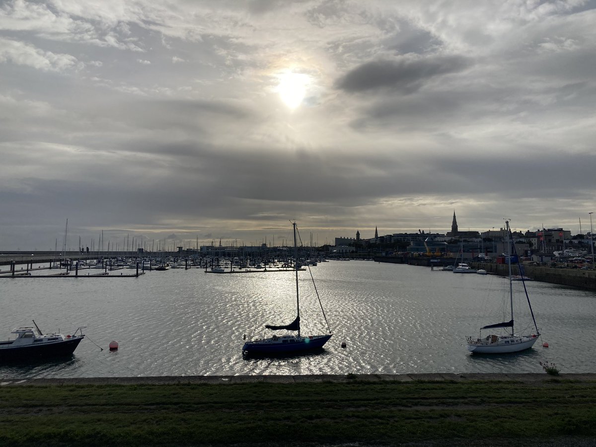 clodaghpower's tweet image. Happy Friday, Dublin #dlrcc