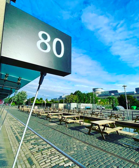 EvolveGroup4's tweet photo. Some neat signage and lightboxes installed for @workclockwise at their Leith Office! #signs #signage #design #create #clockwise #business #edinburgh #edinburghbusiness #leith #evolvesigns #evolveeveryday https://t.co/zzBzgf2oZZ
