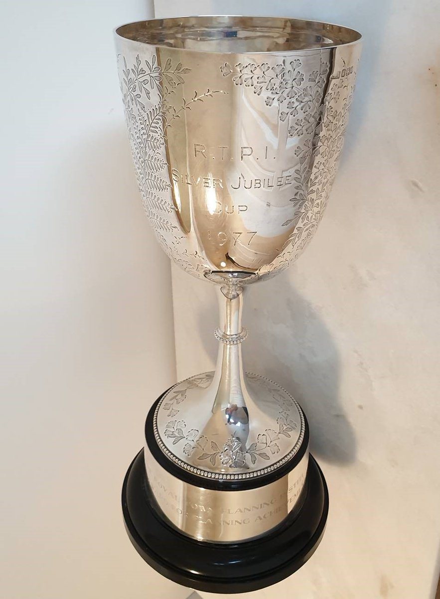SouthCambs's tweet photo. #PrideOfPlace

The @RTPIPlanners Silver Jubilee Cup recently presented to our Shared Planning Service with @camcitco, along with development company TOWN

It represents Excellence in Planning at  the local co-housing project @CambridgeK1

Read more at https://t.co/r4z6HmzzLS https://t.co/cyzYOiXFnn