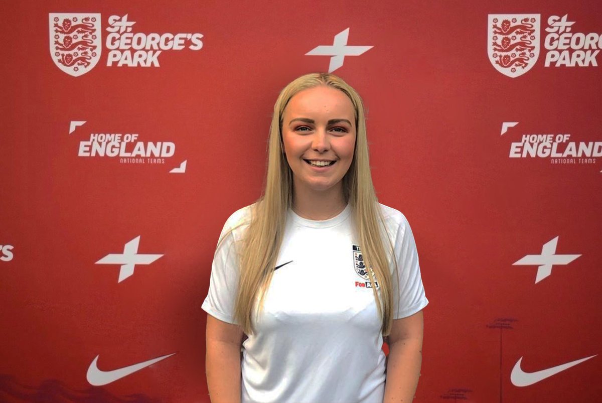 TheFA_NYC's tweet photo. New member and #FALA20 attendee Leigh Gell (@Leigh_gell) will be joining the team as Community Engagement Lead for the South.
Leigh is part of Essex FA Youth Council and was a part of the BUCS Women's Leadership Programme!
@EssexCountyFA @BUCSsport https://t.co/45qUFxmkBN