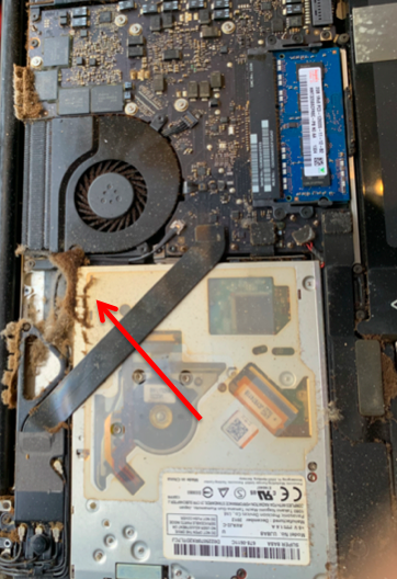 LesExpertsduMac's tweet photo. #apple Le tabac, mauvais pour la santé, mais aussi pour votre ordinateur #MAC. Pensez à le faire nettoyer de temps en temps https://t.co/30LjuuUBSQ