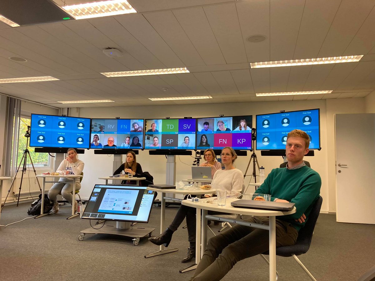 Itec, an imec research group at KU Leuven on Twitter: "Today's seminar on  Learning Analytics in our hybrid virtual classroom. Thanks to our speakers  @CLarmuseau @tombroos for this fascinating presentation!  https://t.co/jSxcox8B32" /