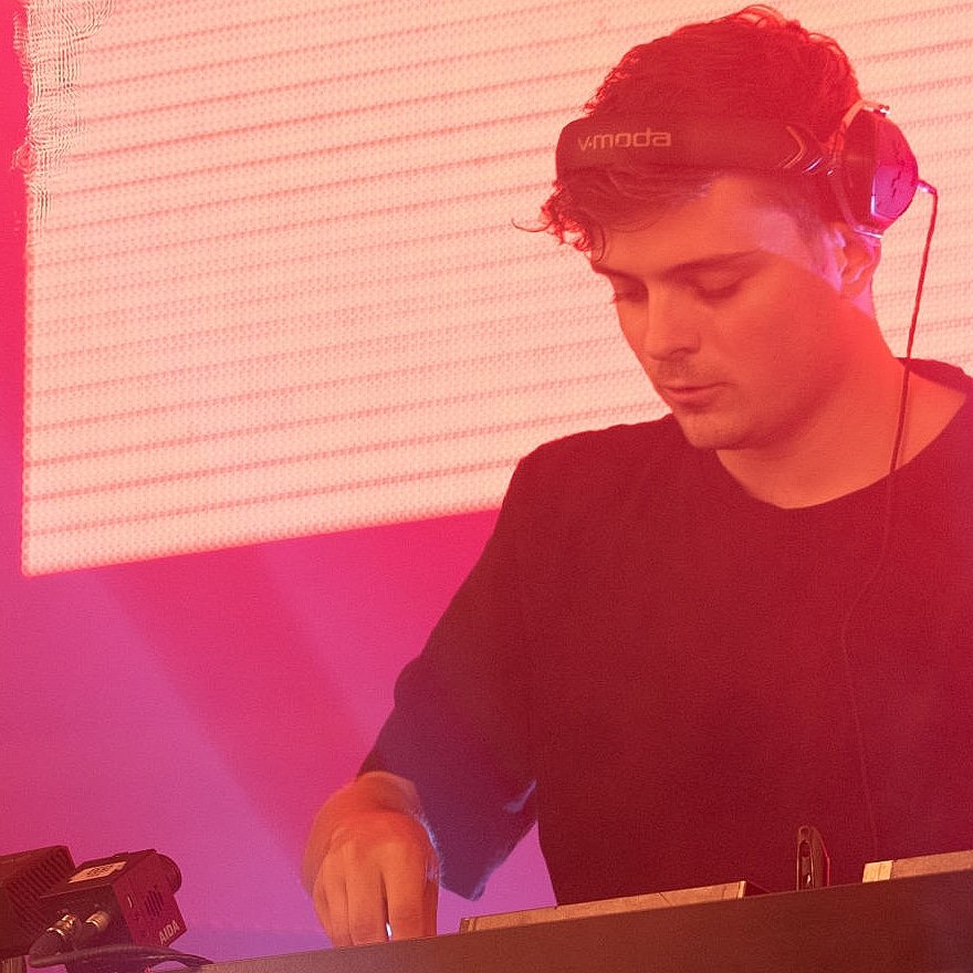 GarrixExclusive's tweet photo. What's your all time favorite Garrix track? 
#martingarrix #music #live https://t.co/6o0WFM6io1