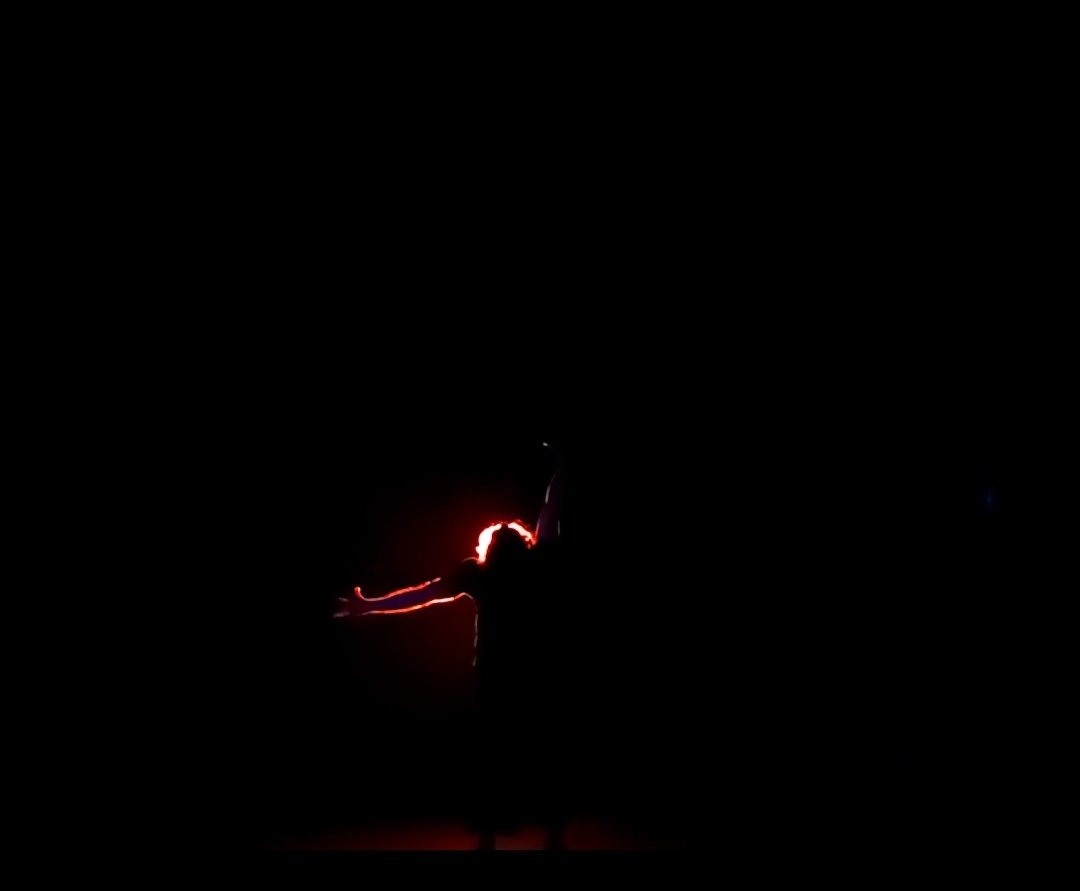 rob_mennear's tweet photo. Last night saw #krills #darkstroies take to the #minacktheatre stage for the first time to a sold out audience.
Book now for tonight &amp; Sat 
.
.https://t.co/ii083e3Euo

#peninsuladancepartnership #swdancing #lockdowndance #letscreate
#glass
#gritdancecompany
@hallforcornwall https://t.co/algAlO19tT