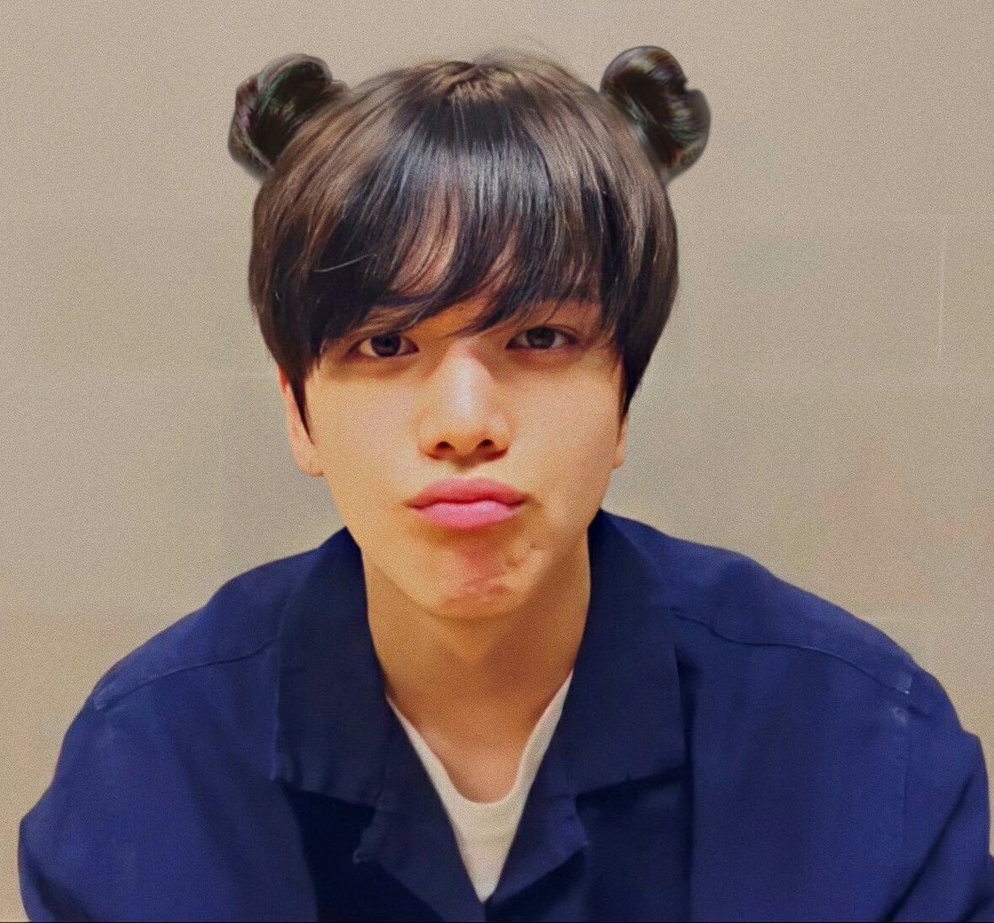 the boyz with space buns, a thread