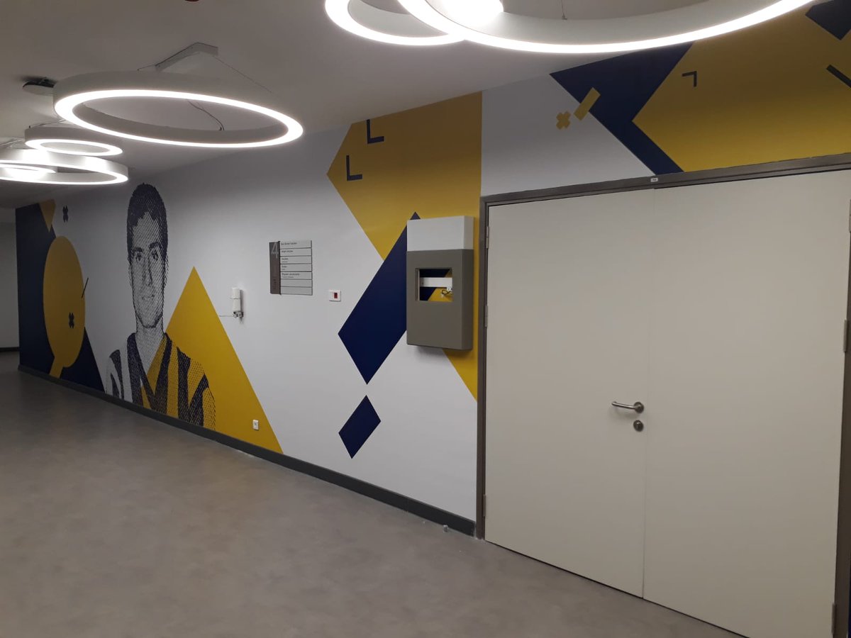 kilavuzgorsel's tweet photo. Fenerbahçe Üniversitesi Folyo Çalışmamız  #kilavuzgorselcozumler #folyo #folyosıvama #fenerbahçe https://t.co/O6I4P4NRVW