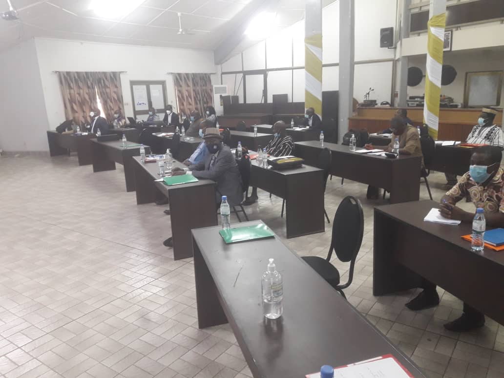 CellulePR's tweet photo. Il s'est tenu, ce 6 octobre, une formation organisée par la coordination du projet d’infrastructure et de développement urbain #PIDU à l'endroit des maires et de leurs collaborateurs, de Lomé, Tsévié, Kpalimé, Atakpamé, Sokodé, Kara et Dapaong sur la gestion de projets. https://t.co/nYT6XiTxAX