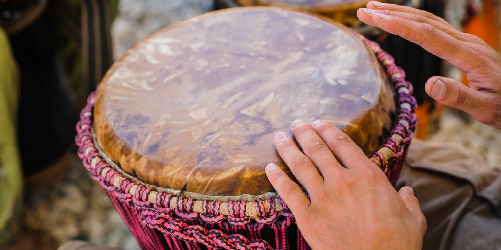 SewaBeats's tweet photo. We are uniquely equipped to work with you to understand your current organizational imperatives and targeted skill development needs. 
Let us design something tailor-made for you. https://t.co/vGy8hmFz0I 

#virtualprogram #virtualdrumming #virtualtraining #sewabeats https://t.co/wKSHyut582