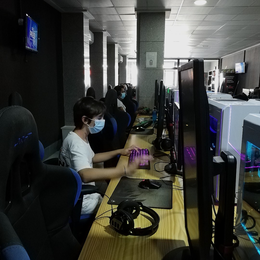 Viernes y Day Pass, se traduce en jugar todo el día por solo 14,90 € ¡VIERNES Y SÁBADOS!  Ya lo sabes, ven a viciar sin límite de tiempo, te esperamos en Elite.

#AltoRendimiento #EliteMallorca #FeelTheExperience