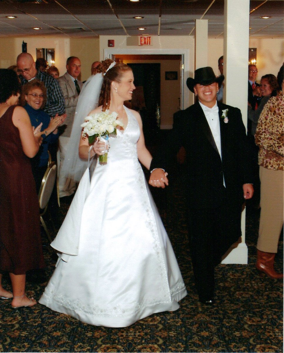 eileen40652's tweet photo. This happened 15 years ago
Happy Anniversary https://t.co/jeJmOQs3FH