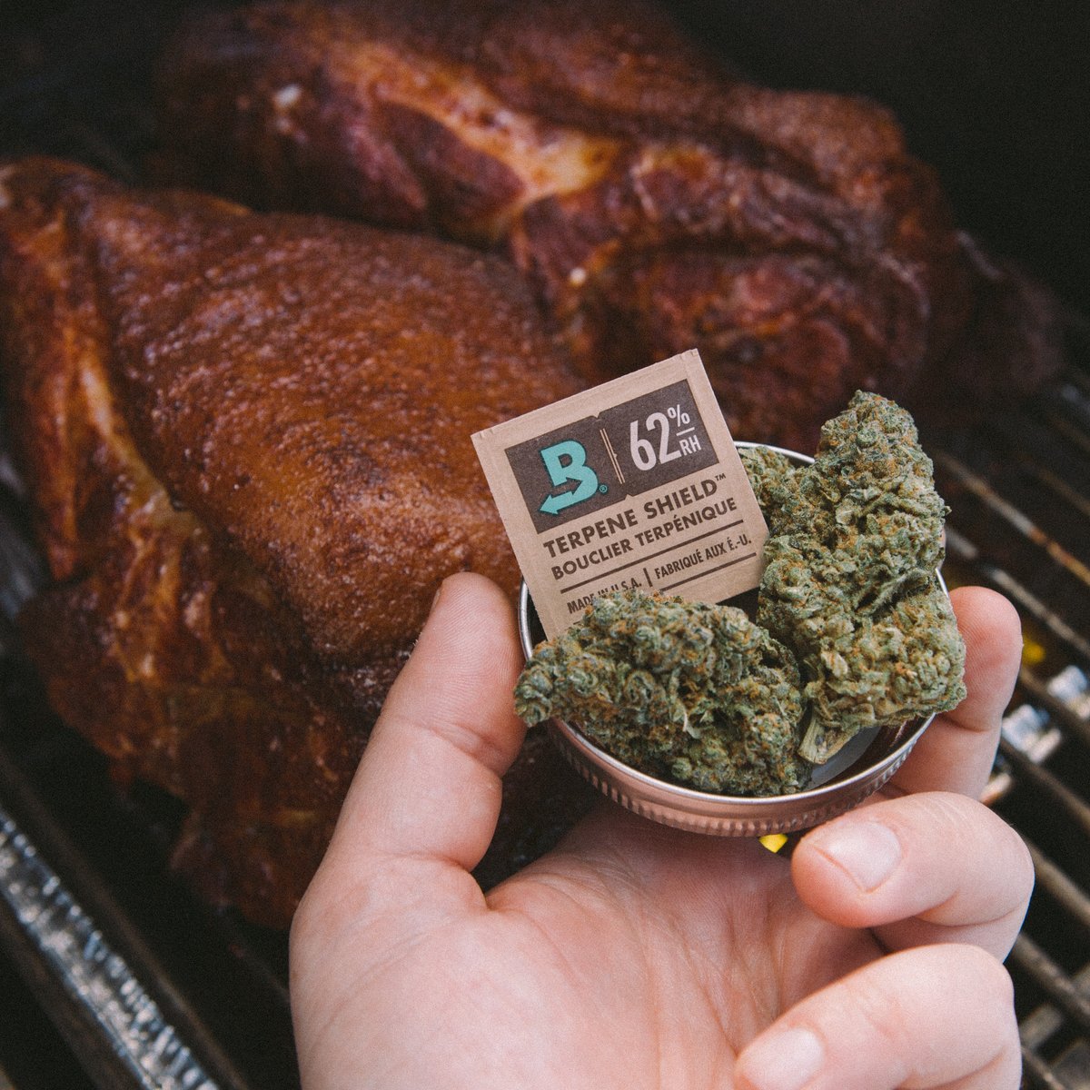 BovedaCannabis's tweet image. You can thank the popular cannabinoid THC for your appetite stimulation. 🤤 🍗  Protect those vital cannabinoids and terpenes in your cannabis effectively with the #terpshield.