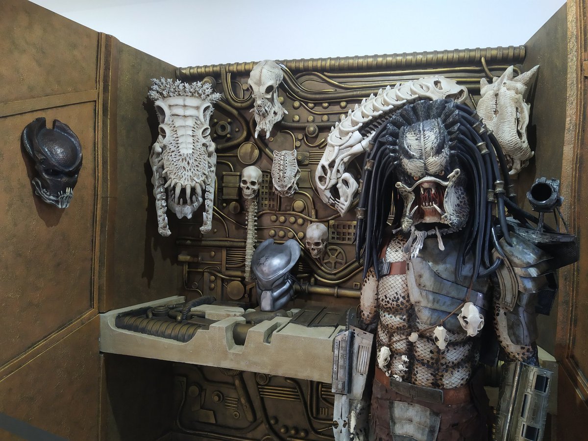 Exposición sobre Alien, Predator e ET en Vilagarcía... 

Curtas, Festival do Imaxinario de Vilagarcía de Arousa. 

<a href="/CurtasAC/">CURTAS Festival do Imaxinario</a>  #alien #et #predator #cine #vilagarcia