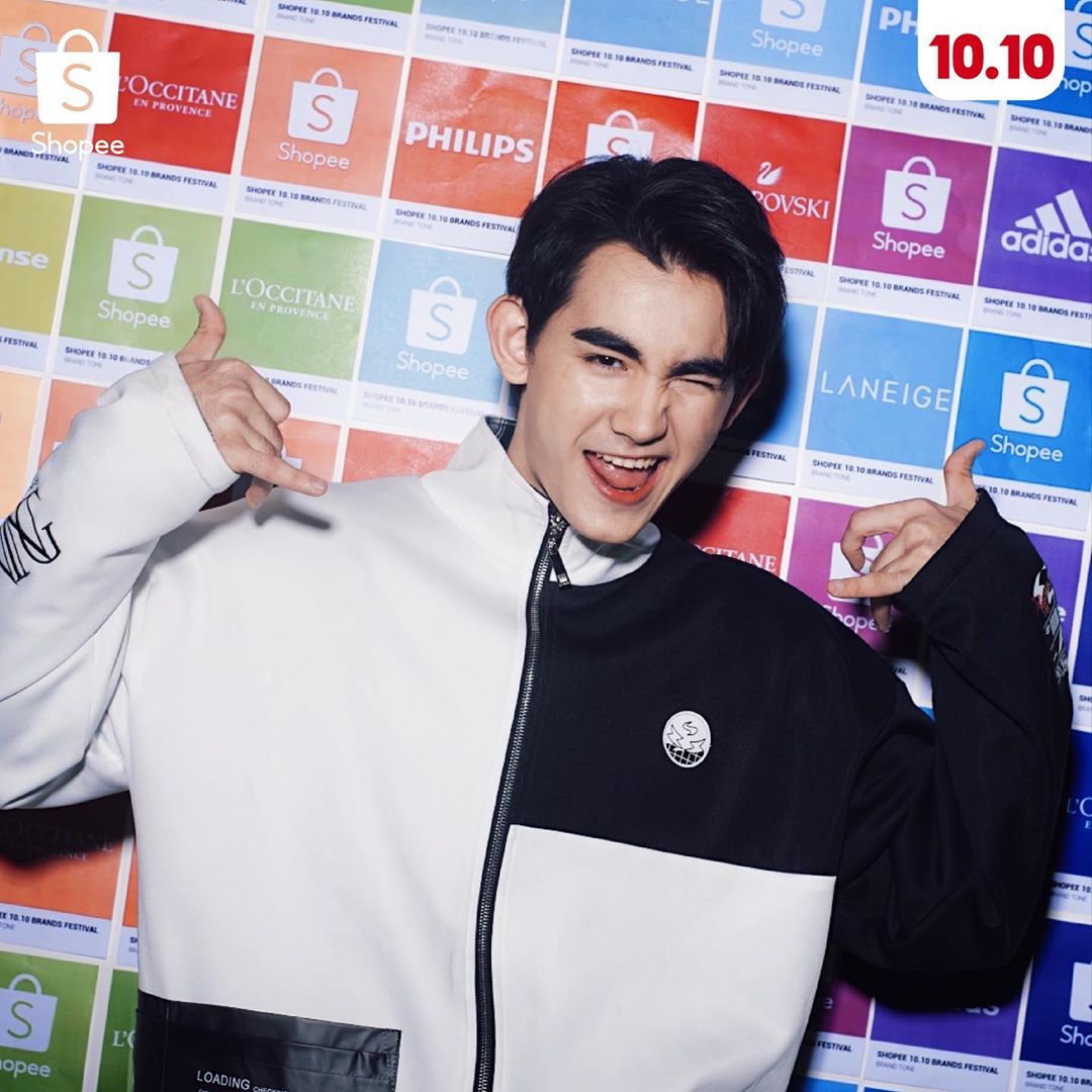 drakeperu_fc's tweet photo. 🦁| Actualizacion INSTAGRAM de Drake para ShopeeTH10.10 💪. 

#ซื้อทุกแบรนด์ที่ช้อปปี้
#ShopeeTH1010BrandsFestival
#ShopeeTH #ShopeeTH1010
#ShopeeTH1010KOL
#Drake_Laedeke #WeAreDrakers https://t.co/SYtqD9h4BR