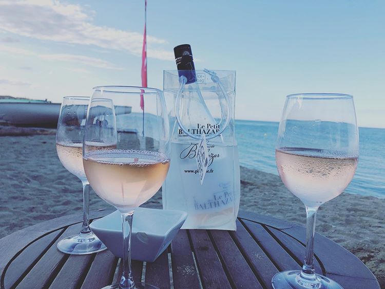STELVINcapsules's tweet photo. 4 cuvées d'exception du domaine @BalthazarPHwine sont bouchées avec des capsules à vis STELVIN®LUX ! Attirez de nouveaux consommateurs en personnalisant le design de vos capsules à vis en aluminium ! Contactez nos équipes sur https://t.co/tSQo6GJYvP #STELVIN #vin #capsuleavis https://t.co/fQXGHzyqou