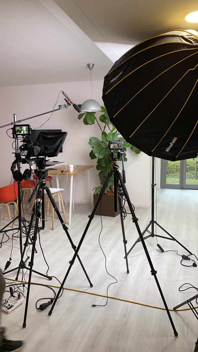 Ein gemeinsames Frühstück während Corona? 🤔 Das geht – per Live-Event!

Hier ein paar Insights von dem Videodreh für ein digitales Business Breakfast, der gestern stattfand. 😊🥐☕

#digitalevent  #onlineevents  #tmcgmbh #themarketingcompany #breakfast #online #agency
