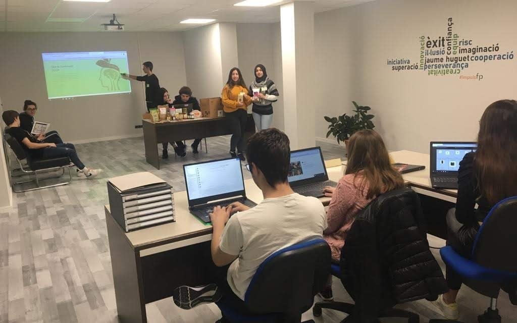 NexeRevista tweet media