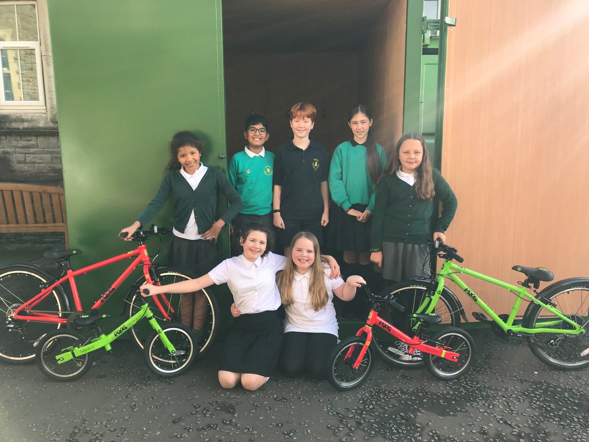 We know that many children don’t have access to a bike - so with help from the  @WelshGovernment and  @WelshCycling we’ve recently delivered 660 bikes to schools - so over 30 schools now have a fleet for children to use. Info here -  https://www.wales247.co.uk/hundreds-of-bikes-delivered-by-cardiffs-schools-bike-fleet-scheme/