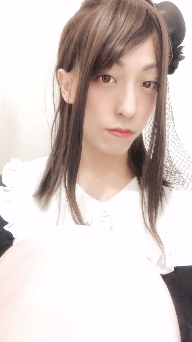 RT @RAB_ZOMAYAKA: お願いダーリン撮影時 お姉様達と撮った写真