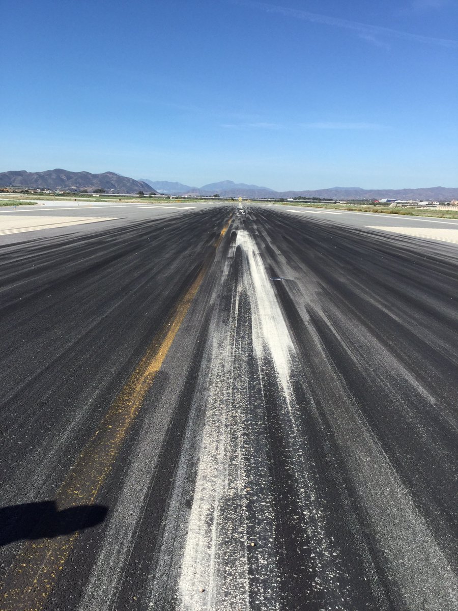 optimasoil's tweet photo. En Optimasoil para felicitar el día mundial de la carretera recurrimos a un frase que nos marco en 1989" No le abandones, El nunca lo haría "  " CUIDEMOS DE NUESTRAS CARRETERAS , Y ELLAS CUIDARAN DE NOSOTROS " Feliz Puente #DíaMundialDeLaCarretera #WorldRoadDay #11Octubre https://t.co/g3JiG9TiXr