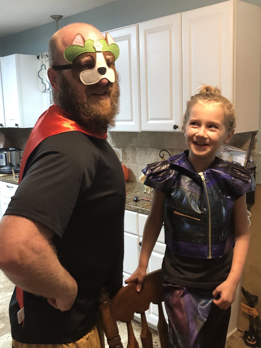 paul_PR0PER's tweet image. End spirit week for Bullying Prevention with super hero day!  #RiseUpRRES