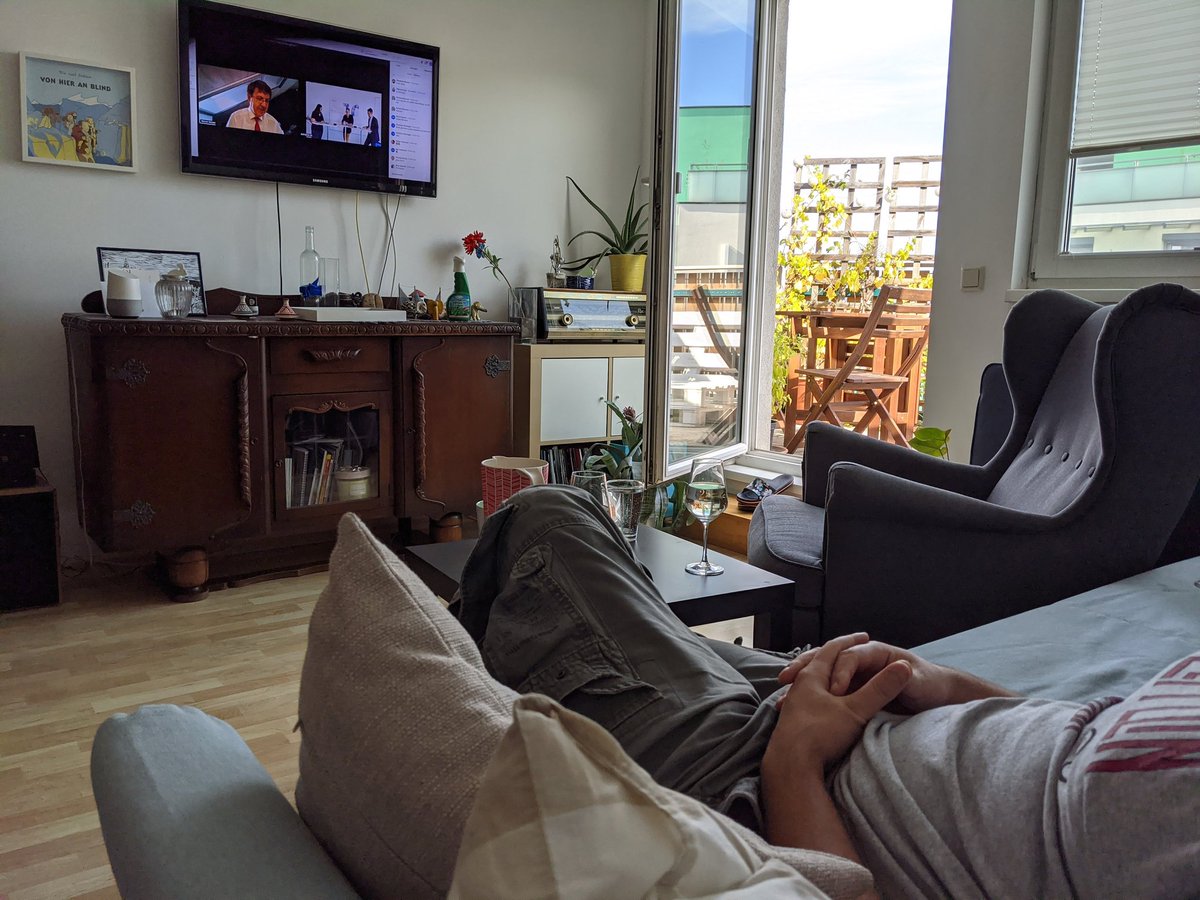 Imitate the agile tour spirit as good as we can with my colleague together #ATVIE20 #networking