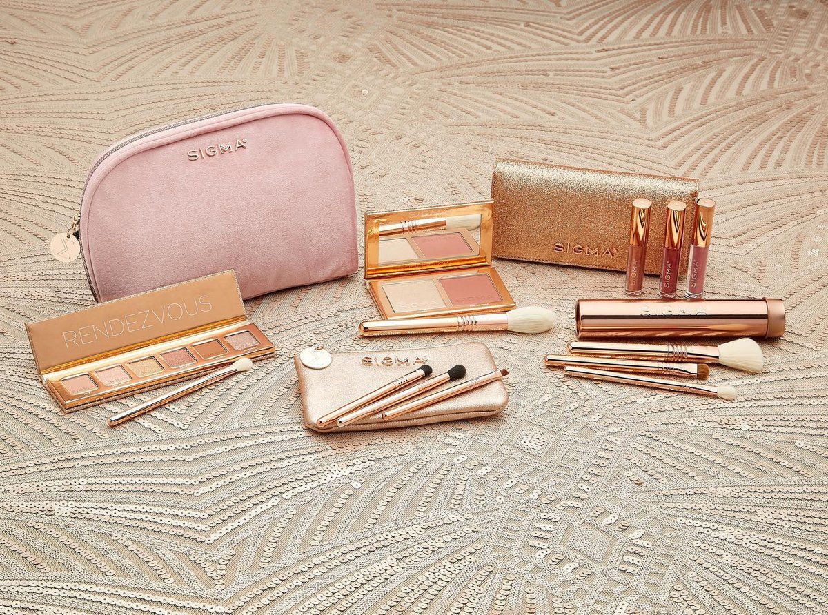 #GIVEAWAY⁣⁣⁣⁣⁣ ⁣⁣⁣⁣Our NEW Rendezvous Holiday Collection launches 10/13 + we are giving away the collection to 1 winner!⁣⁣⁣⁣⁣ 
HOW TO ENTER: ⁣⁣
✨Follow <a href="/SigmaBeauty/">Sigma Beauty</a> 
✨Like + Retweet this post⁣⁣⁣⁣⁣⁣⁣⁣⁣⁣⁣⁣⁣⁣⁣⁣⁣⁣⁣⁣⁣⁣⁣ 
✨Tag a beauty BFF