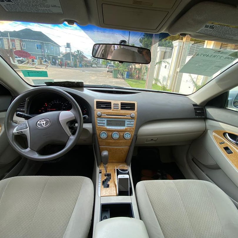 trustenable's tweet photo. Toyota Camry
Year: 2007/08
Price: 2.5M
Location: Ogba

Color: White  
      
Condition: Foreign used, good sound system, Clean Body, neat interior, AC cooling effectively and sharp engine .

Duty fully paid
Whatsapp or call: 08118050111
#trustenableautos #EndSARS #EndSarsNow https://t.co/lDaciALQ9o
